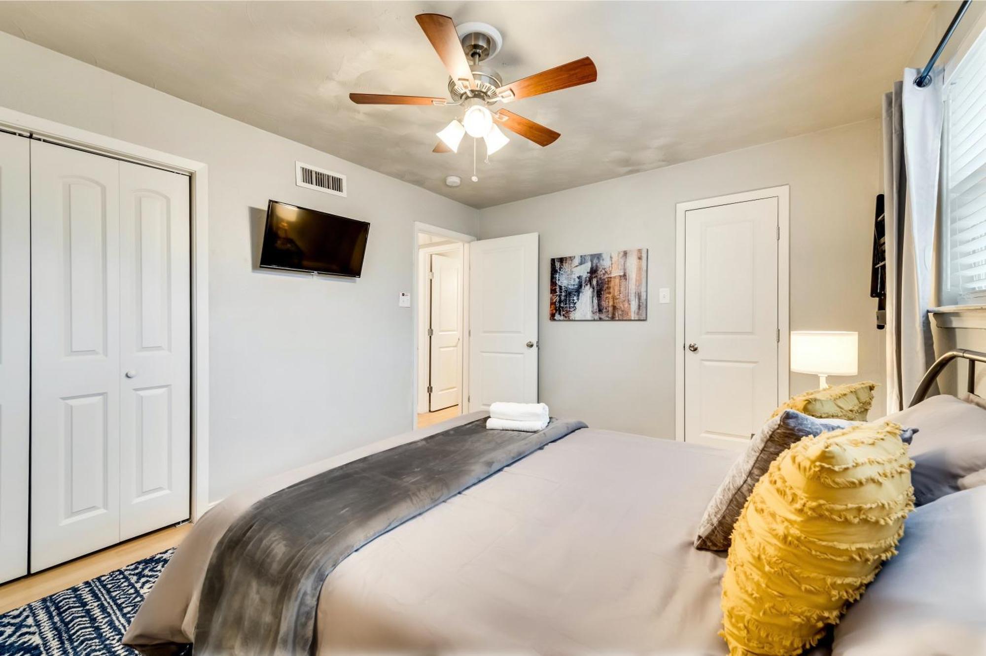 Insta-Worthy Flat And Arboretum Tickets Included Dallas Exterior photo